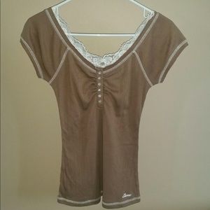 Guess short sleeve top size M EUC